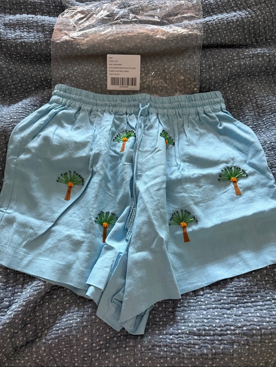 FARM Rio Pants - NWT Anthropologie Farm Rio Beaded Shorts size Large Banana Tree